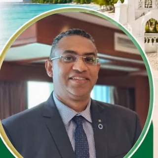 Portrait of Dr. Sood Mohamed